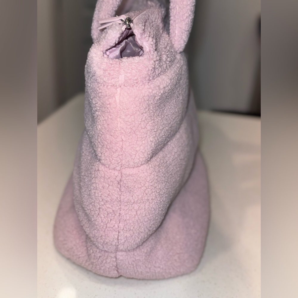 PINK Victoria’s Secret Sherpa Puffer Tote Bag - Soft Pink Cozy Quilted - Picture 5 of 10